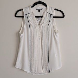 NWT Express Piped Trim Button Tank